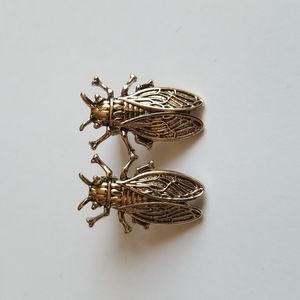 Gold colored bee bug post earrings H&M